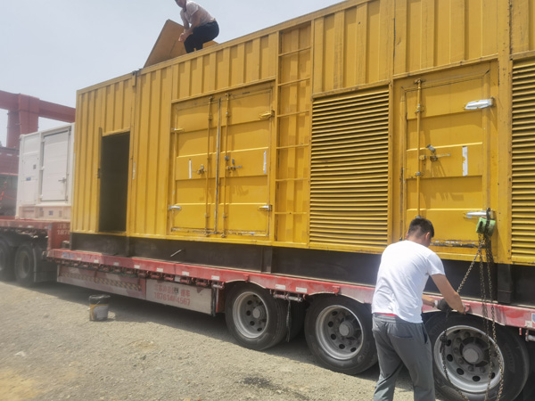 武义除了负载情况和发动机维护，还有哪些因素会影响 200kw 柴油发电机的油耗？